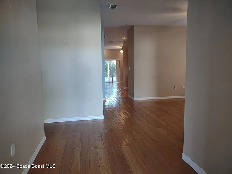 3541 Deer Lakes Dr — Photo 5