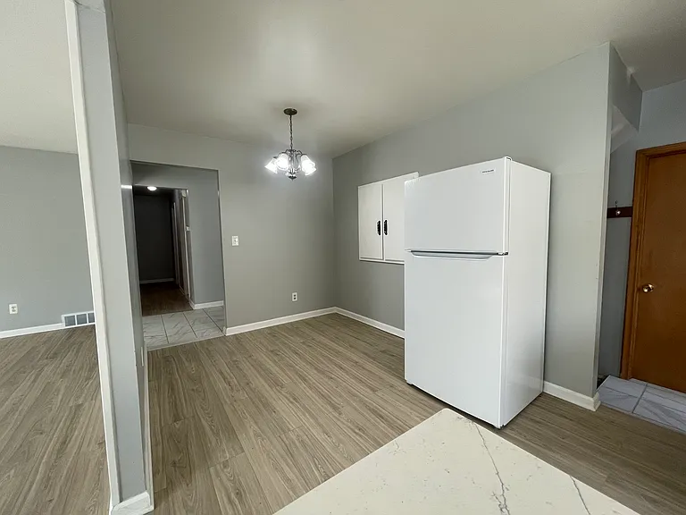 28439 Wexford Dr — Photo 15