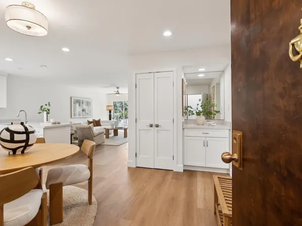 10 Scenic Way APT 307, San Mateo, CA 94403