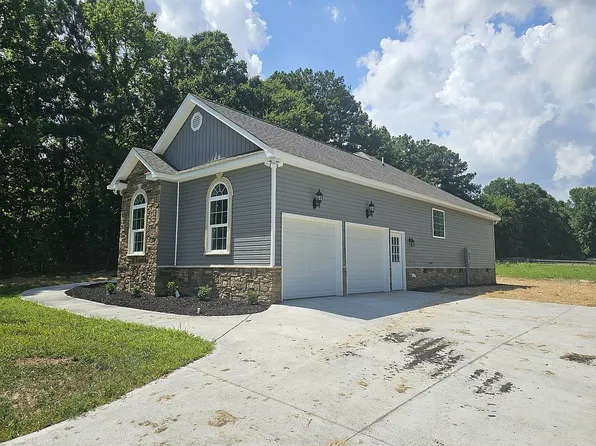 3889 Miller Dr NE, Dalton, GA 30721