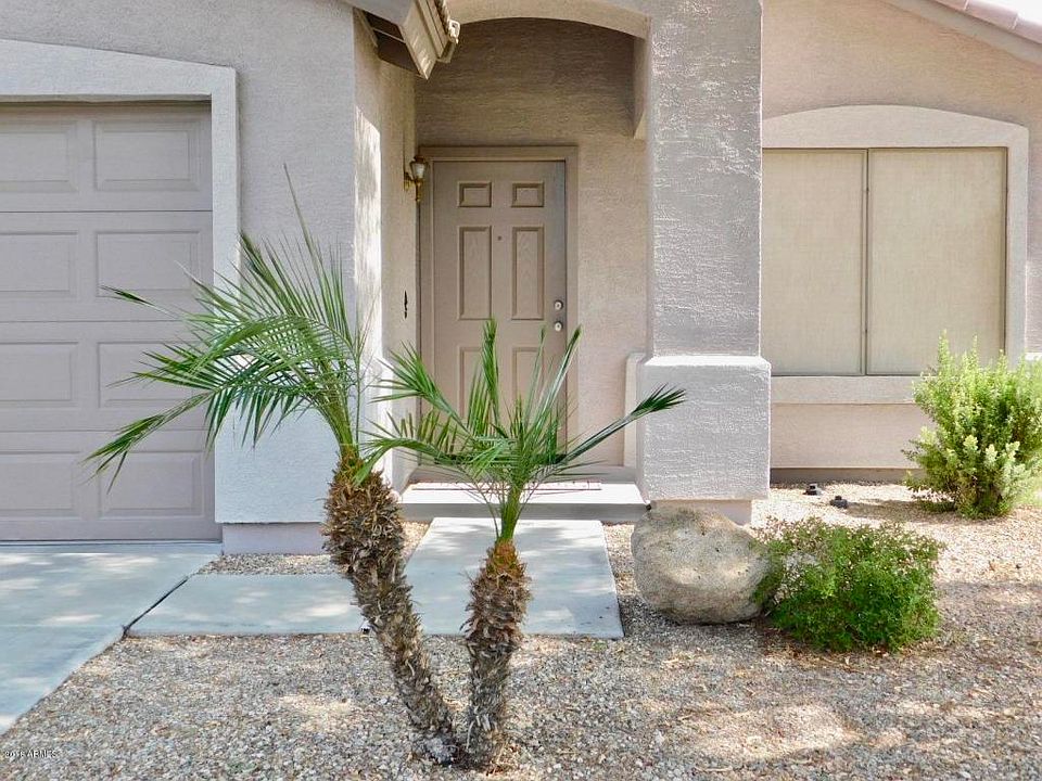 1st image of 15758 W Papago St