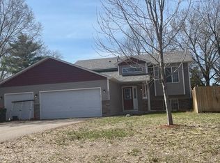 10050 Kumquat St NW, Coon Rapids, MN 55433