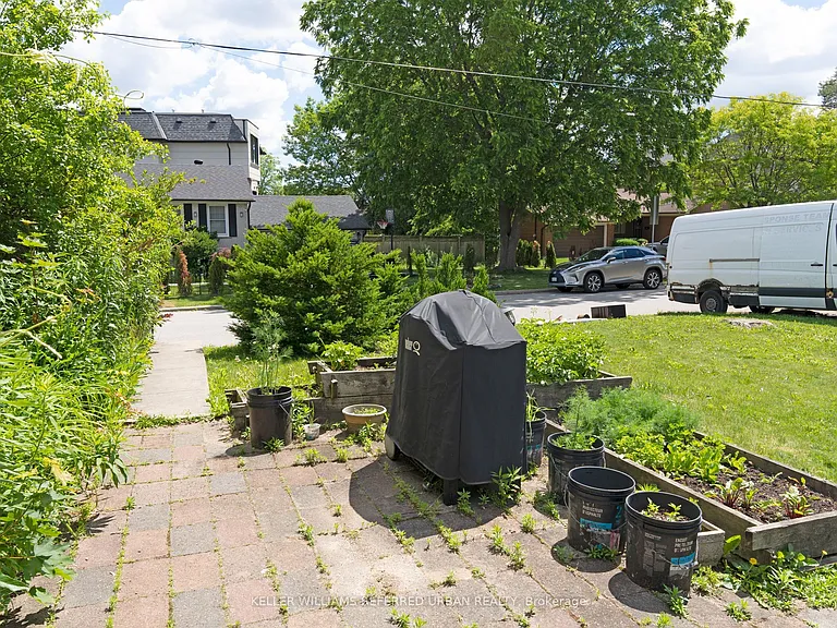 153 Newton Dr — Photo 15