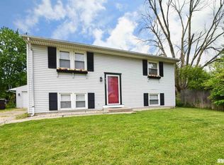 4307 W Castleton Rd, Peoria, IL 61615