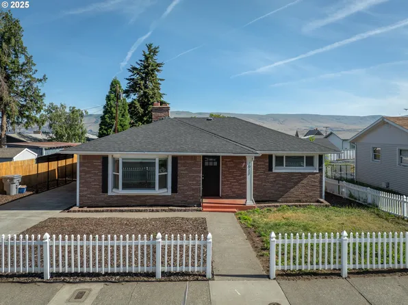 1911 E 12th St, The Dalles, OR 97058