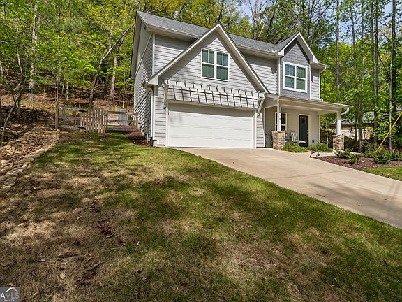 2nd image of 114 Council Oak Loop