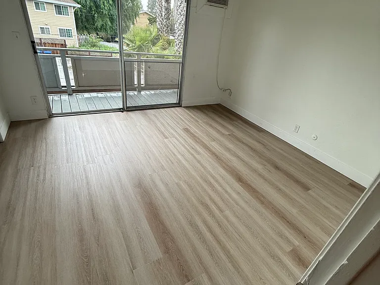 2237 Hillsborough Ct #3 — Photo 20