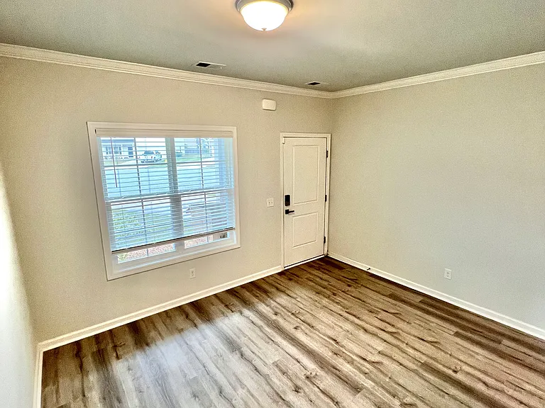108 Horncastle Ct — Photo 16