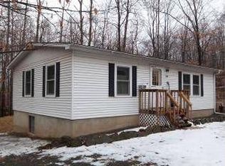 339 Tiffany Rd, Hawley, PA 18428