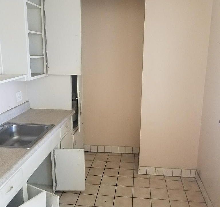 2nd image of 324 E Esther St APT 3