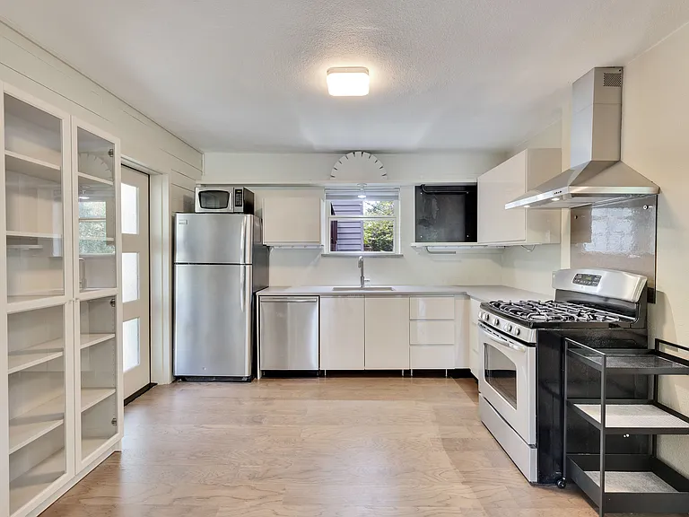 1306 Norwood Rd #A — Photo 9