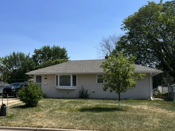 407 12th Ave S, South Saint Paul, MN 55075