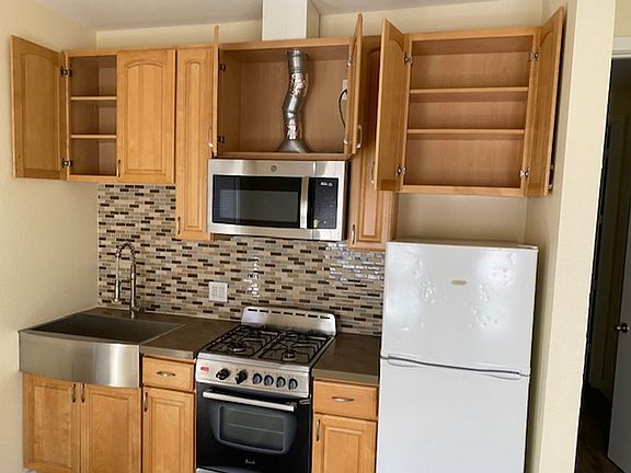 2nd image of 327 W 45th St APT 2