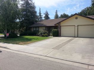 4307 W Orchard Ave, Visalia, CA 93277