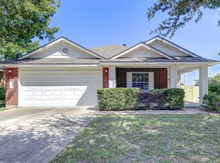 207 Brentwood Dr, Leander, TX 78641