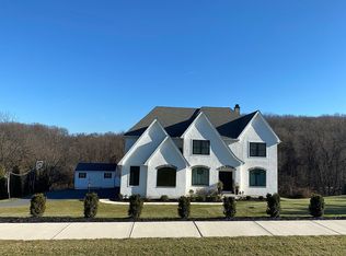 65 Percheron Dr, York, PA 17406