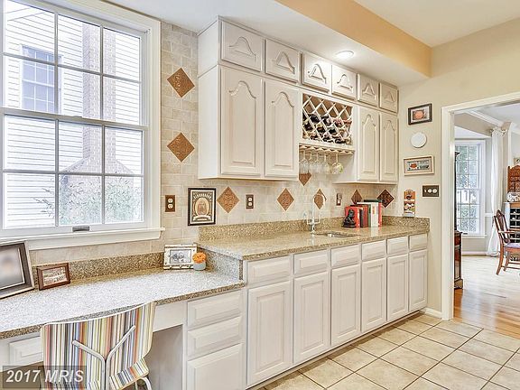 5th image of 8394 Greenstone Ct