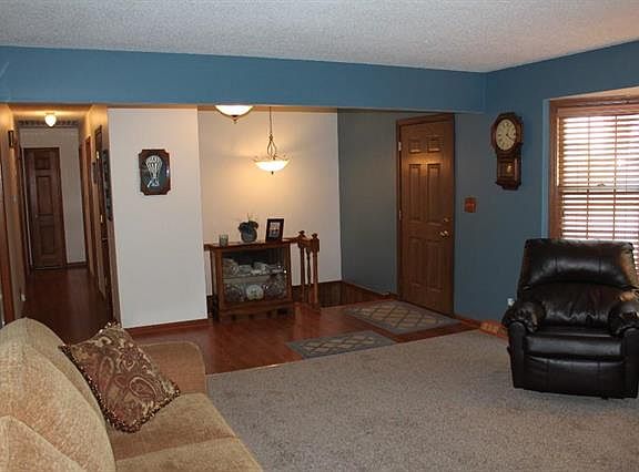 5th image of 3408 S Grand Ave