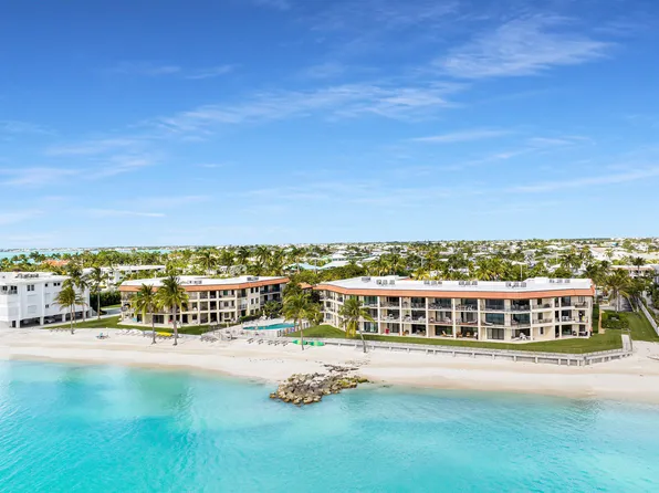 1001 W Ocean Dr #1-303, Key Colony Beach, FL 33051