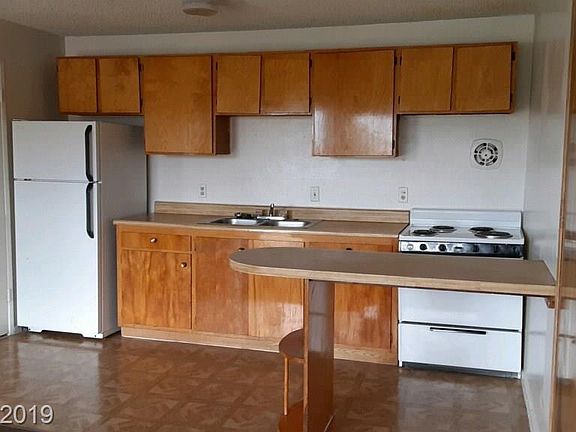 5th image of 3718 Hazelwood St APT 9