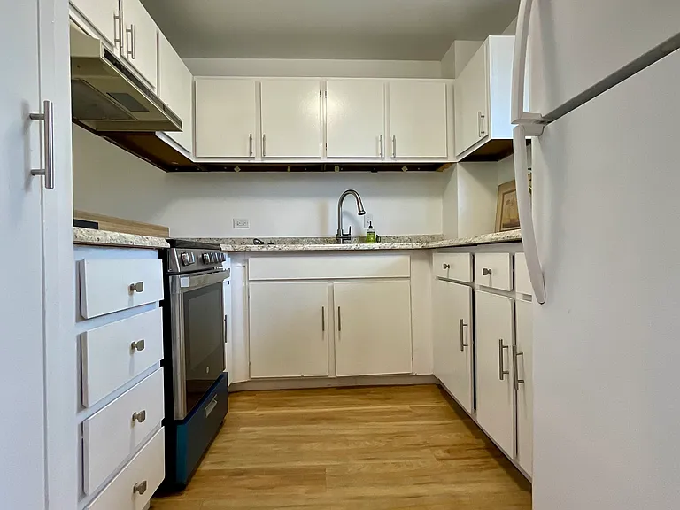 1634 Nuuanu Ave #207 — Photo 27