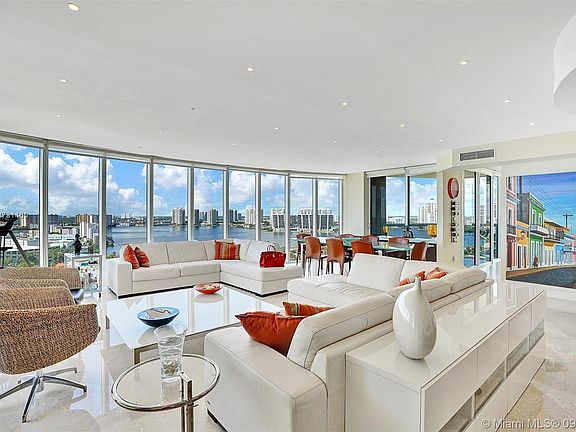4th image of 18911 Collins Ave APT 2205