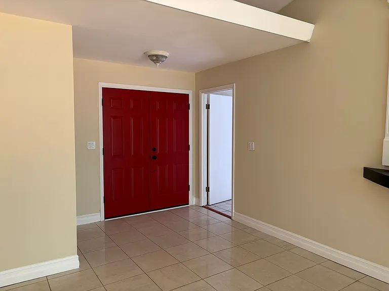 15457 Clover Ridge Dr — Photo 7