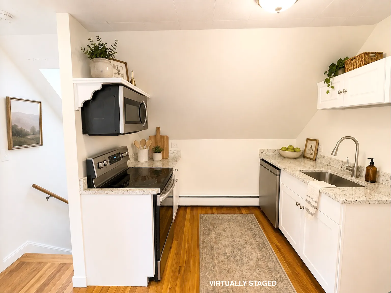 1 bed, 600 sqft, $2,200 — Photo 3