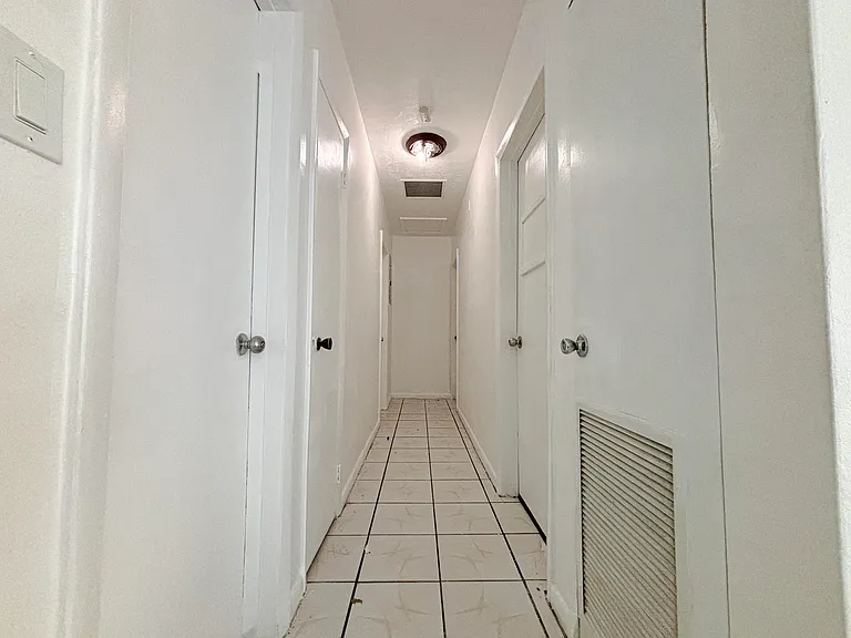 3645 NW 195th Ter — Photo 15