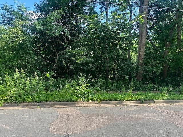 1st image of 308 4th St S