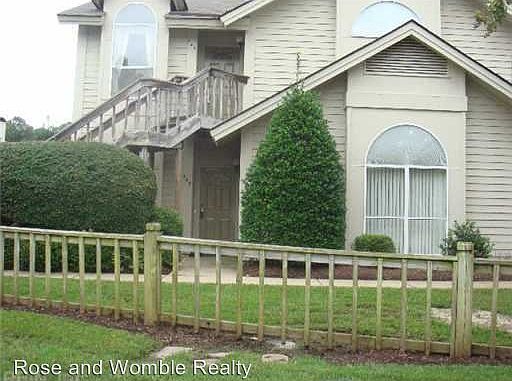 1st image of 543 E Lake Cir