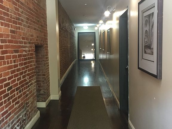 3rd image of 122 S Gay St APT 201