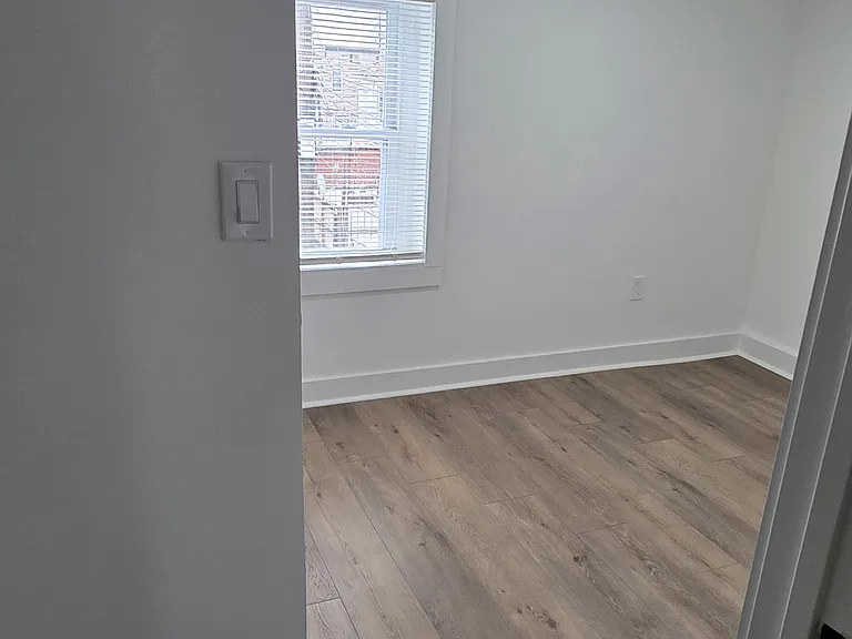 801 N Port St — Photo 7