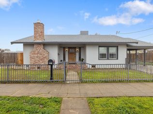 457 W Maple Street, Exeter, CA 93221