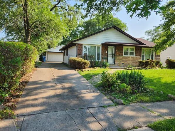 2940 224th St, Sauk Village, IL 60411