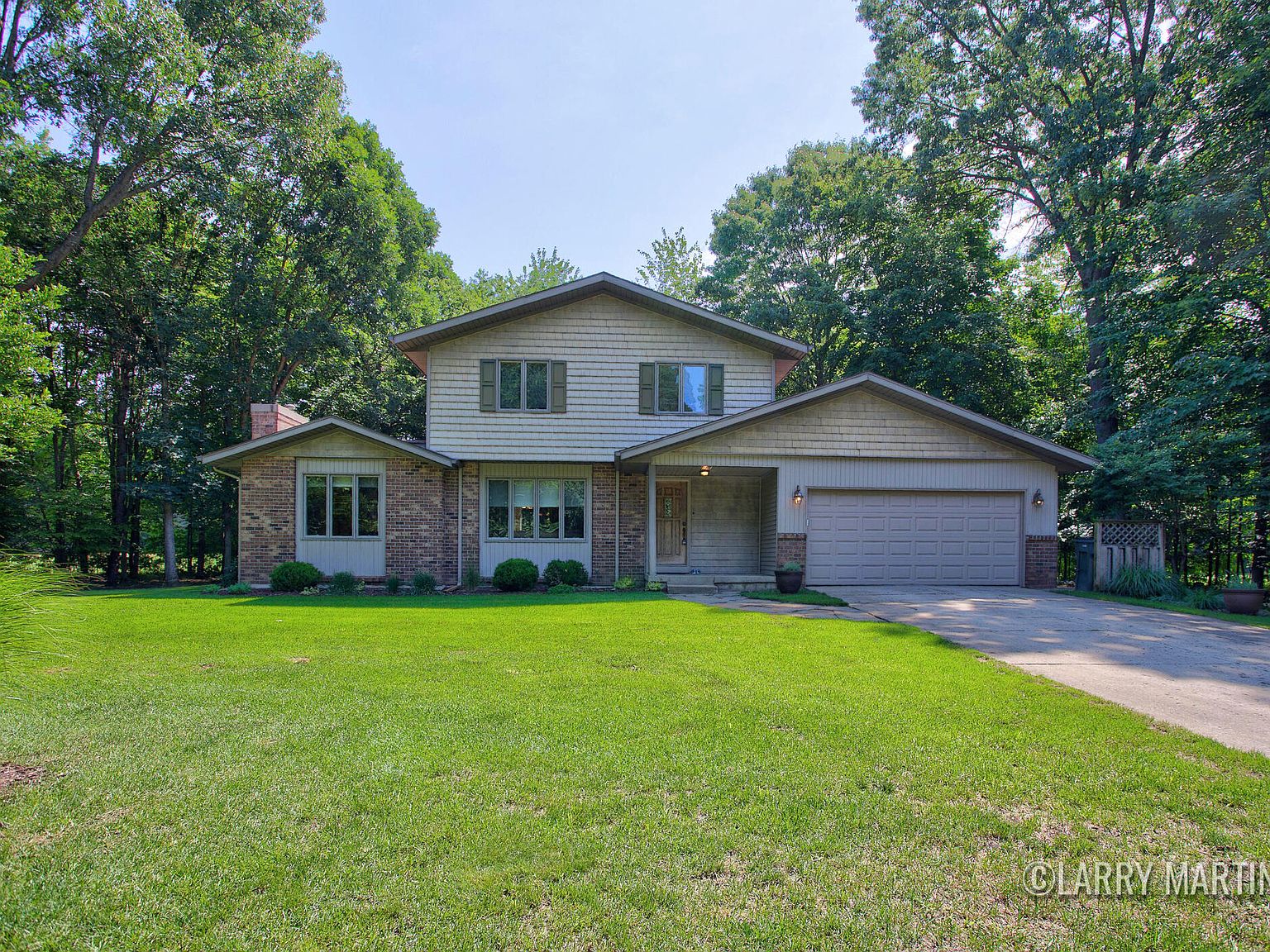 3752 Greensview Ct