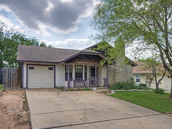 2nd image of 2304 Stirrup Dr