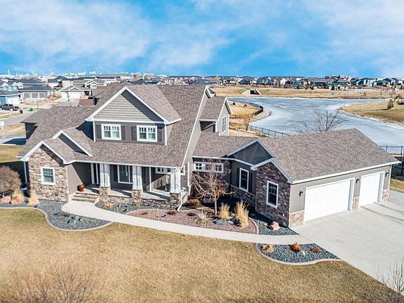 3rd image of 3465 Shadow Wood Ln E