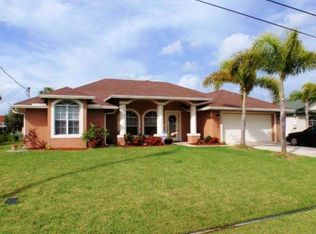 2599 SW Fair Isle Rd, Port Saint Lucie, FL 34987