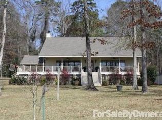 145 Leisure Ln, Many, LA 71449