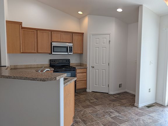 2nd image of 5320 Dynasty Ave