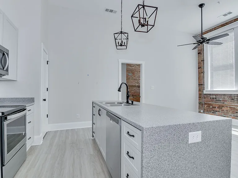 164 N Louisville St #2 — Photo 26