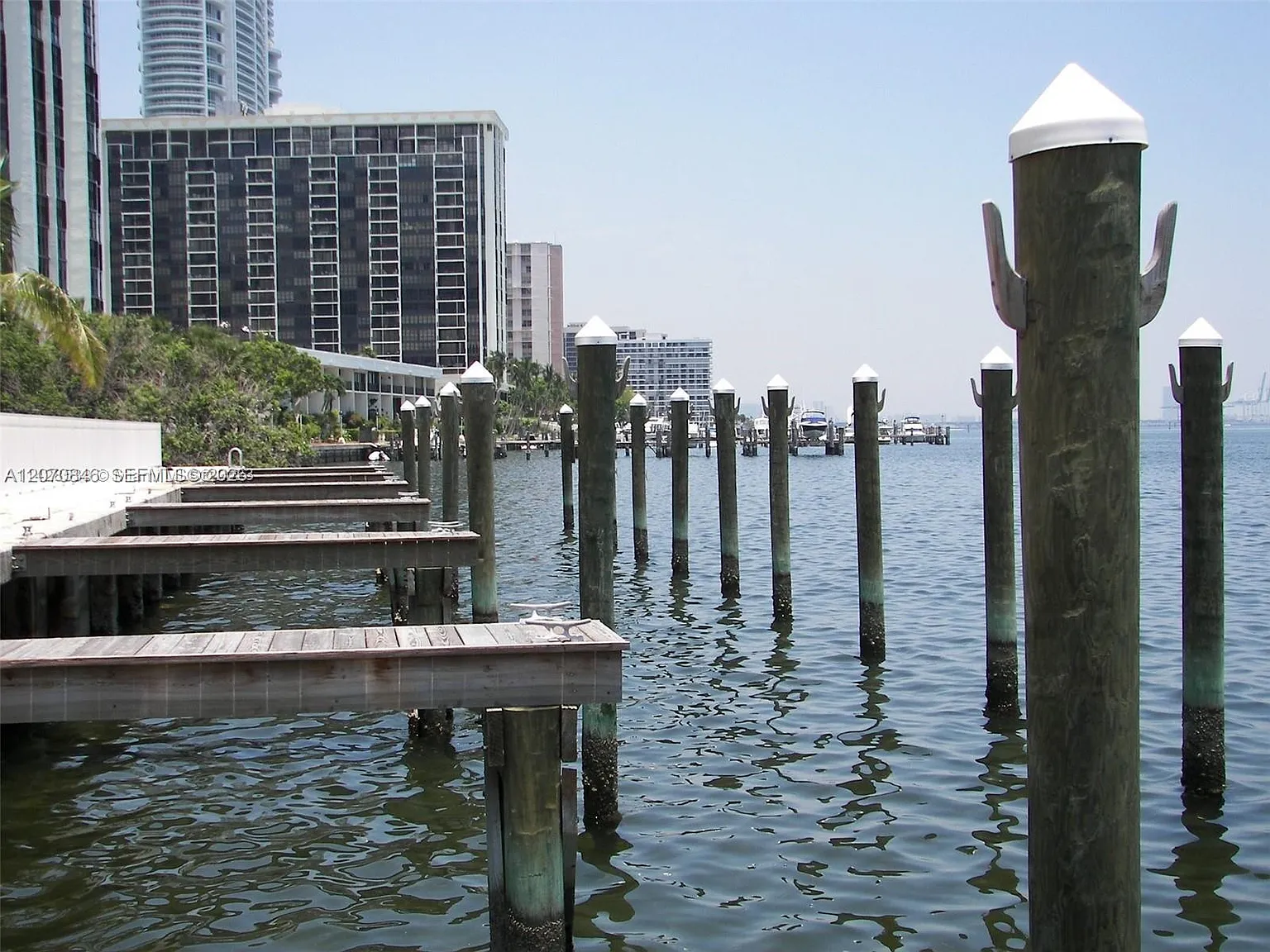 Skyline On Brickell Condo — Photo 4