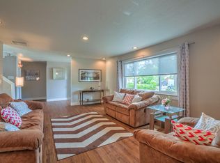 1212 Grove St NE, Albuquerque, NM 87110