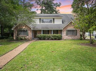 1231 Woodchurch Ln, Houston, TX 77073