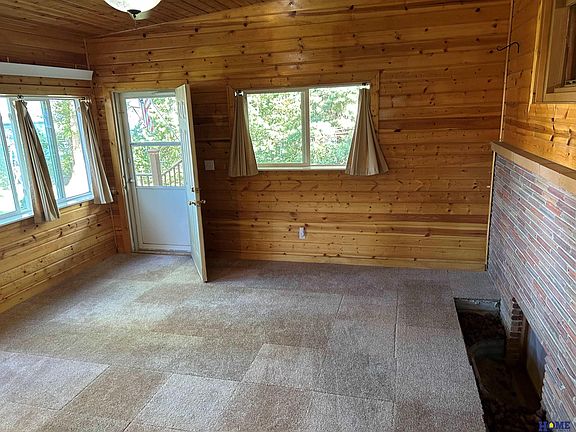 2nd image of 835 Northborough Ln