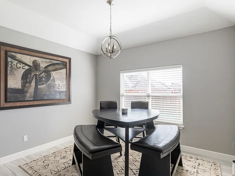 3126 Oakley St — Photo 10