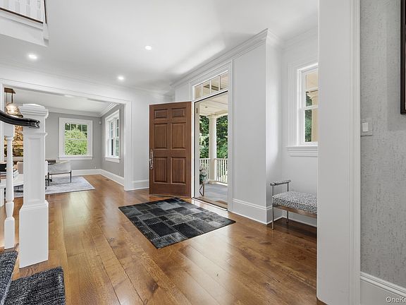 4th image of 11 Long Pond Road