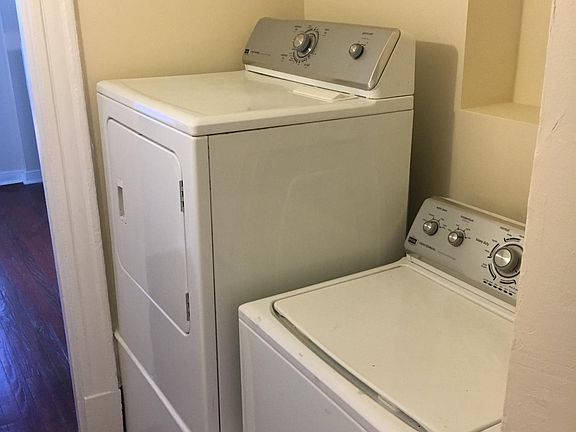 4th image of 2416 Hanover Ave #1
