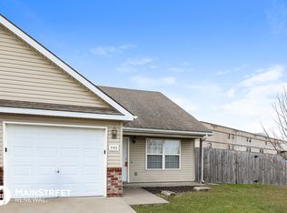 203 Palmer Ct, Pleasant Hill, MO 64080